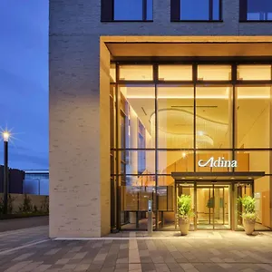 Hotel Adina