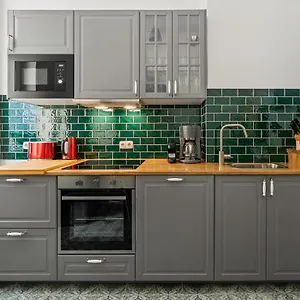 The Tieckstr Loft For Up To 7 People With 2 Bathrooms , Berlin Germany