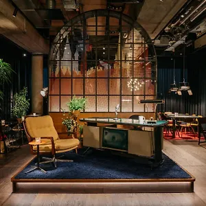 Ruby Ella Hotel